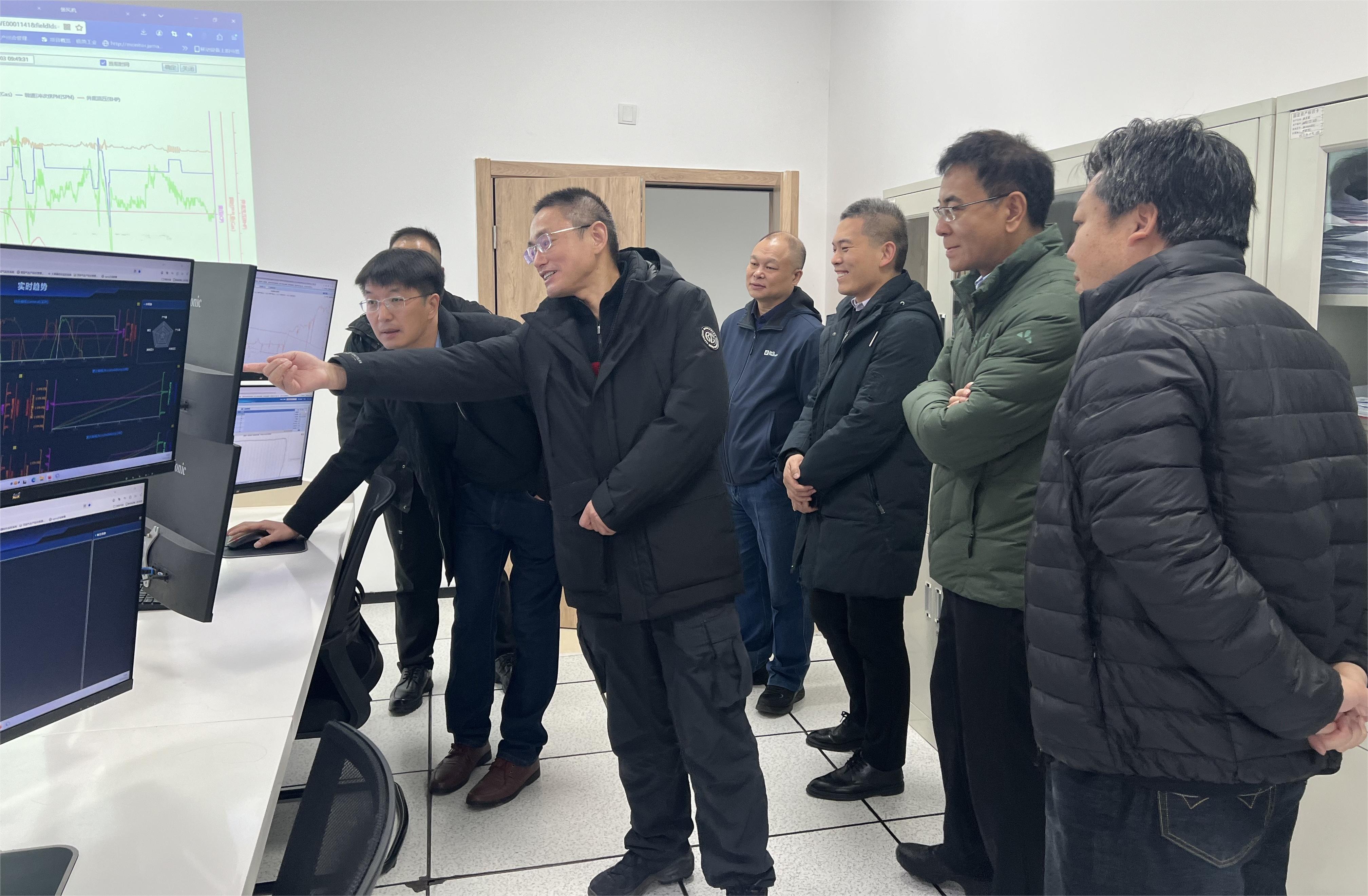 鑫泰集團副總裁、亞美能源總經理龔池華一行蒞臨萬普隆考察調研