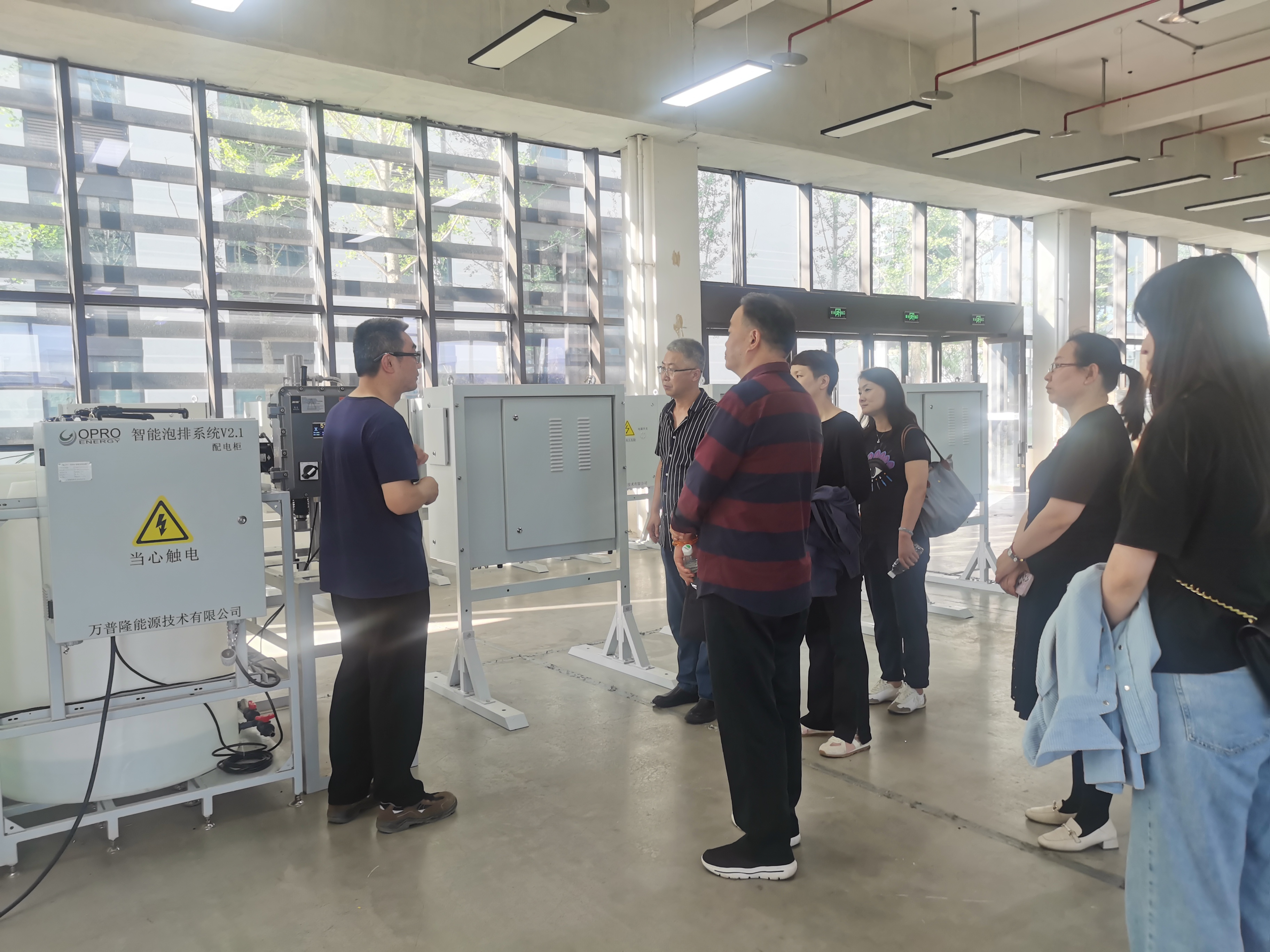 蘭州城市學(xué)院就業(yè)處訪問萬普隆,探討校企合作新機遇 蘭州城市學(xué)院就業(yè)處訪問萬普隆,探討校企合作新機遇